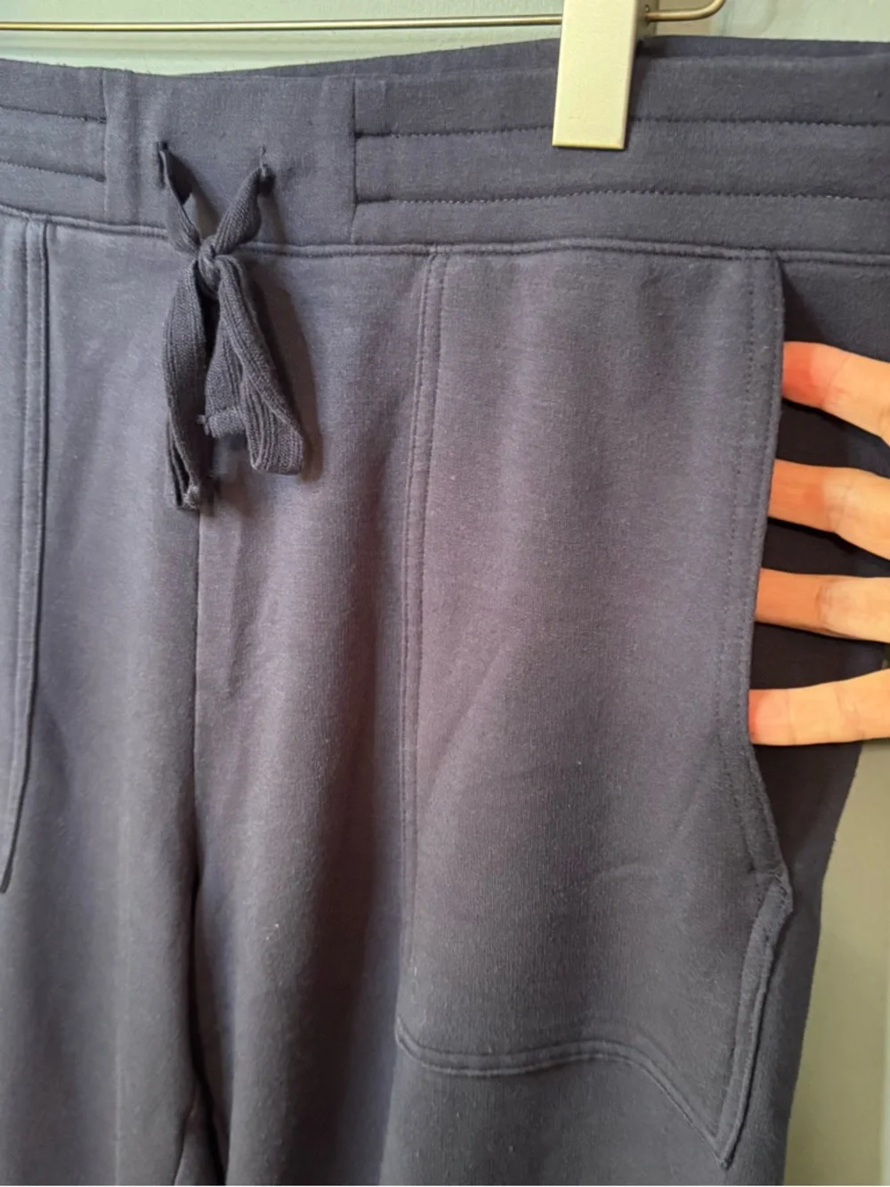Quince SuperSoft Fleece Crop Wide Leg Pants in Navy Blue. Women’s Large - Picture 4 of 15